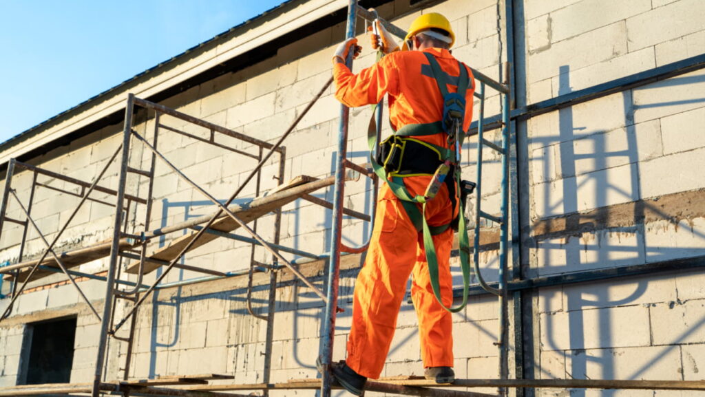safety harness for construction workers