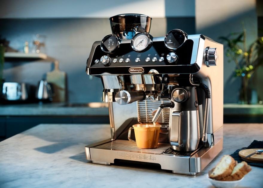 Delonghi coffee machine from Harvey Norman